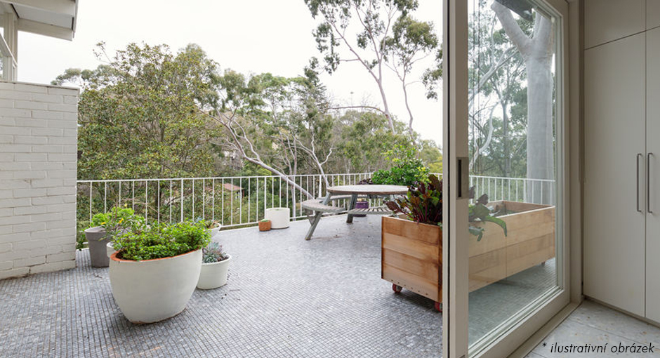 Balkónové dveře - plast či hliník